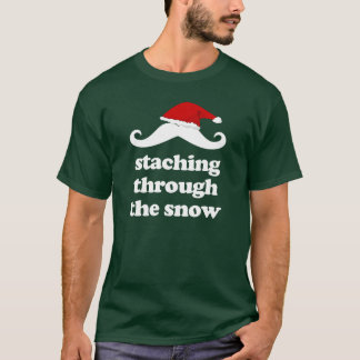 雪のおもしろいなクリスマスのmustachを通したStaching Tシャツ