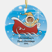 雪のそりのベビーの初めてのクリスマスのオーナメント セラミックオーナメント (正面)