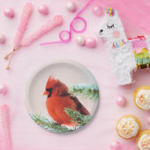 雪のちらばる松の木のカーディナル ペーパープレート (パーティー)