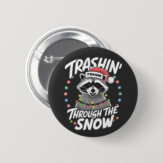 雪のアライグマのクリスマスおもしろいを通過する 缶バッジ (正面&裏面)