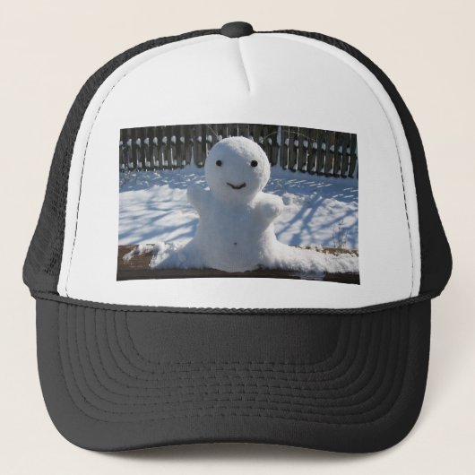 雪のエイリアン キャップ (正面)