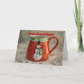 雪のカップのクリスマス ホリデー カード (正面)