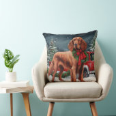 雪のクリスマスにアイルランドの赤いセッター犬 クッション (椅子)