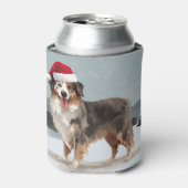 雪のクリスマスにオーストラリアの羊飼い犬 缶クーラー (缶正面)
