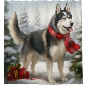 雪のクリスマスにシベリアのハスキー犬 シャワーカーテン (正面)