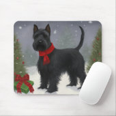雪のクリスマスにスコットランドのテリア犬 マウスパッド (マウス)