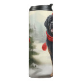 雪のクリスマスにチベットのマスティフ犬 タンブラー (回転左)