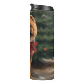 雪のクリスマスにチャウ・ドッグ タンブラー (回転右)