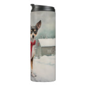 雪のクリスマスにネズミのテリア犬 タンブラー (回転右)