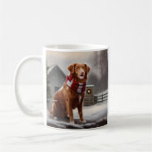 雪のクリスマスにノバスコシアダックトーラードッグ コーヒーマグカップ (左)