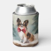 雪のクリスマスにパピロン犬 缶クーラー (缶正面)