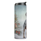 雪のクリスマスにブルーティック犬 タンブラー (回転左)