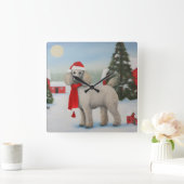 雪のクリスマスにプードル犬 スクエア壁時計 (ホーム)