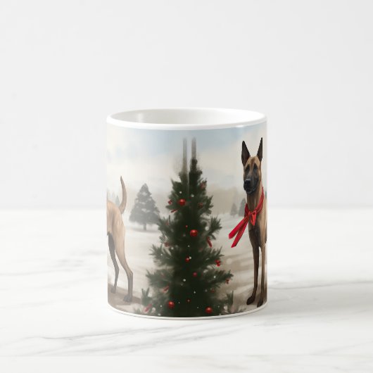 雪のクリスマスにベルギーのマリノワンドッグ コーヒーマグカップ (中央)