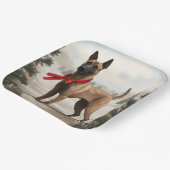 雪のクリスマスにベルギーのマリノワンドッグ ペーパープレート (傾斜あり)