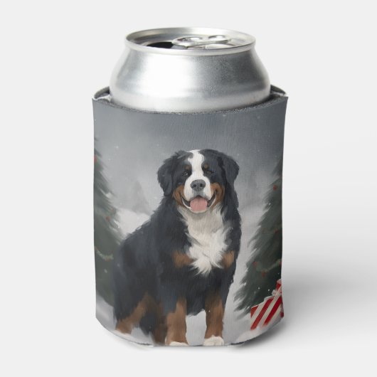 雪のクリスマスにベルネーズマウンテンドッグ 缶クーラー (缶正面)