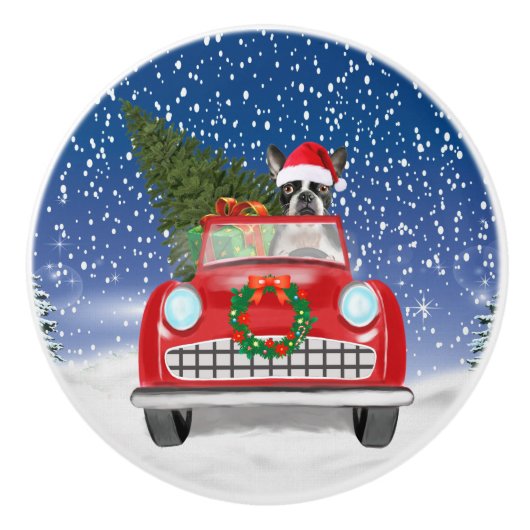 雪のクリスマスにボストンテリア犬の車を運転 セラミックノブ (正面)