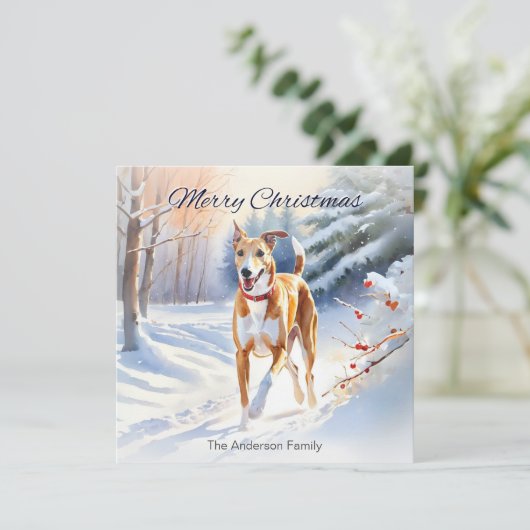 雪のクリスマスに明るい赤い子犬グレイハウンド犬 シーズンカード (スタンド正面)