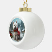 雪のクリスマスに西ハイランドホワイトテリア犬 セラミックボールオーナメント (右)