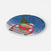 雪のクリスマスに車を運転するチワホアドッグ ペーパープレート (アングル)