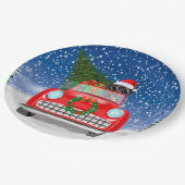 雪のクリスマスに車を運転する偉大なダン犬 ペーパープレート (アングル)