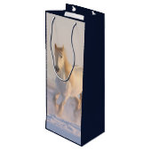 雪のクリスマスに輝く美しい白馬 ワインギフトバッグ (裏面アングル)