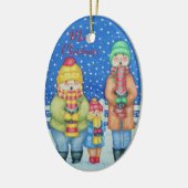 雪のクリスマスのおもしろいなキャロルの歌手は設計します セラミックオーナメント (左)