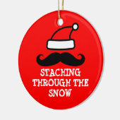 雪のクリスマスのオーナメントを通したStaching セラミックオーナメント (左)