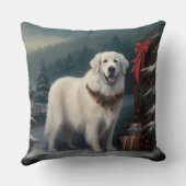 雪のクリスマスのグレートピレネー犬 クッション (裏面)