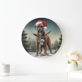 雪のクリスマスのボクサー犬 ラージ壁時計 (ホーム)