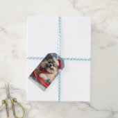 雪のクリスマスを許すそりにケシャンドッグ ギフトタグ (より糸付き)