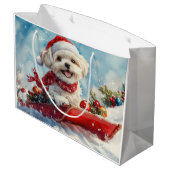 雪のクリスマスを許すそりにモルティTzu犬 ラージペーパーバッグ (裏面アングル)