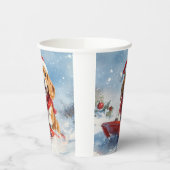 雪のクリスマスを許すそりのビーグル犬 紙コップ (左)