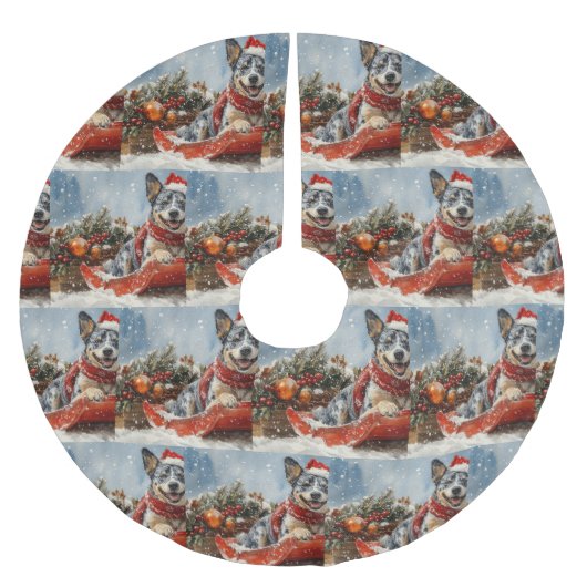 雪のクリスマスを許すそりの青いヒーラー犬 ブラッシュドポリエステルツリースカート (正面)