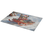 雪のクリスマスを許可するスロッジのベルギーシェパード カッティングボード (角)