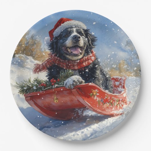 雪のクリスマスを過ごすスロッジのニューファンドランド犬 ペーパープレート (正面)