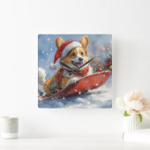雪のクリスマスを過ごすソリのコルギ犬 スクエア壁時計 (ホーム)