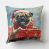 雪のクリスマスを過ごすソリのパグ犬 クッション (裏面)