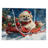 雪のクリスマスを過ごすソリのペキン犬 ラージペーパーバッグ (裏面)