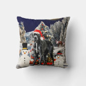 雪のクリスマスハットライトの偉大なダン犬 クッション (裏面)