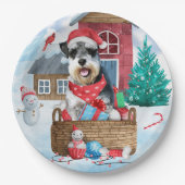 雪のシュナウツァードッグのクリスマスドッグハウス ペーパープレート (正面)