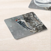 雪のダウンウッドペッカー – オリジナル写真 スクエアペーパーコースター (アングル)