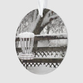 雪のディスクゴルフゴールのポスト オーナメント (正面)