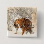 雪のトラ 缶バッジ (正面)