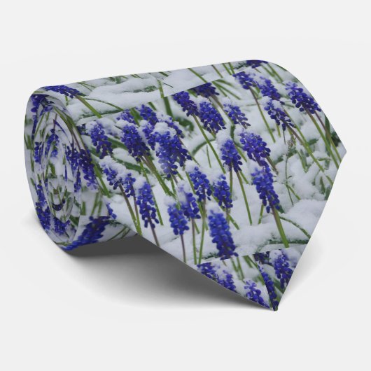 雪のネクタイのグレープハイアシンス ネクタイ (ロール)