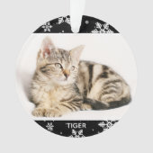 雪のペット2匹の写真と名前のクリスマス猫 オーナメント (正面)