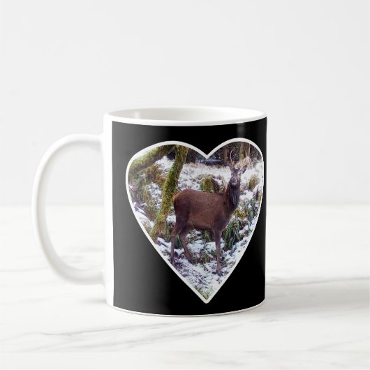 雪のマグカップに赤い鹿 コーヒーマグカップ (左)