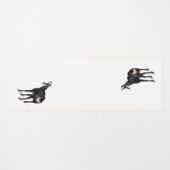 雪のミニマル上でアルパインシャモア山ヤギ ヨガマット (正面(横))