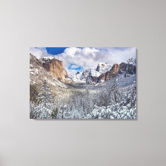 雪のヨセミテバレー キャンバスプリント (正面)