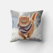 雪のランニング中のジンジャーキャット クッション (裏面)